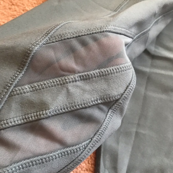 MONDETTA high waisted women’s active Capri(no offer unless you bundle please ) - Picture 17 of 17